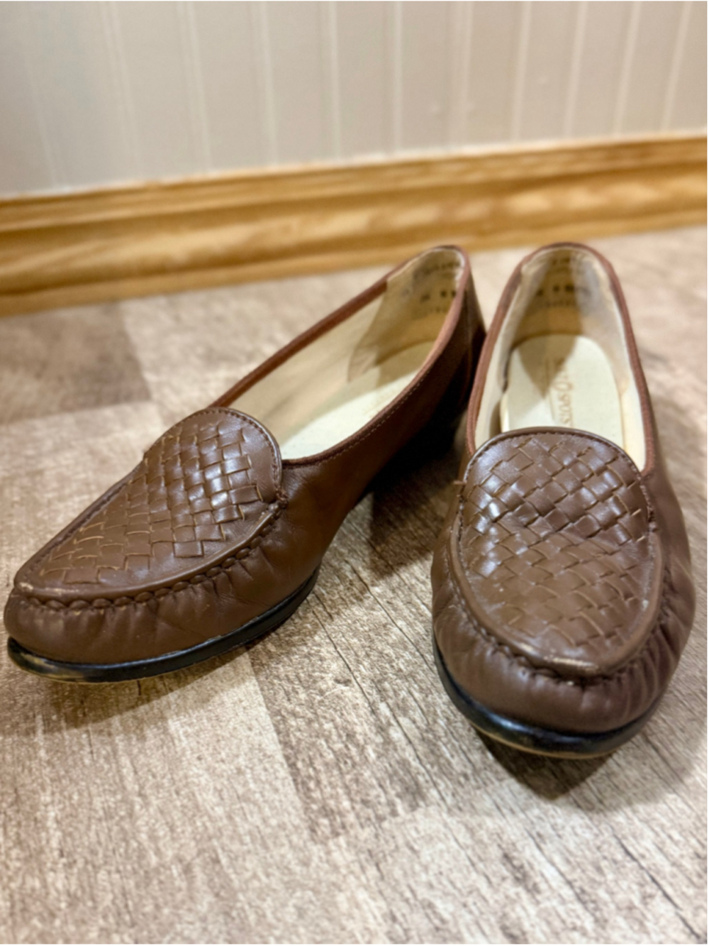 Vintage Brown Woven Leather Loafers Low Wedge Slip On Pumps Moc Toe Shoes